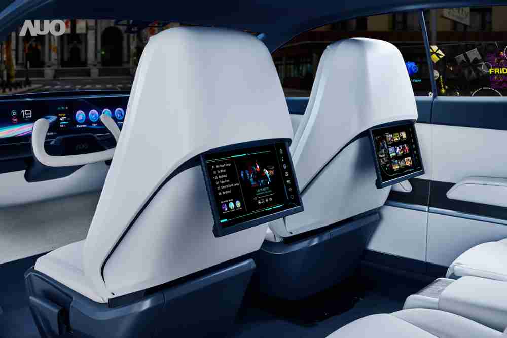 尊时凯龙将于CES 展示全新Smart Cockpit 2024，，，可紧密串连使用者多元需求，，并革新座舱内部的应用和设计，，带来身历其境且引人入胜的视觉飨宴，，满足驾乘人员的全方位体验